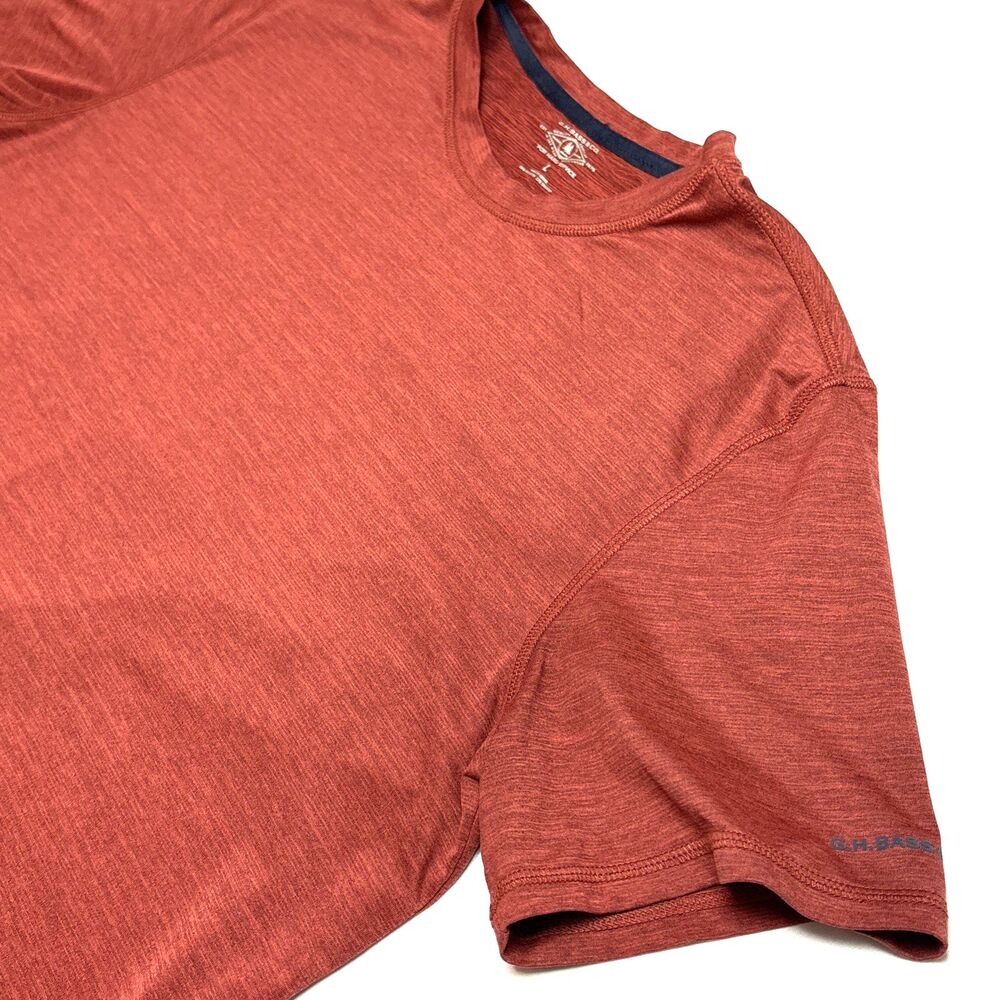 G.H. Bass & Co Short Sleeve Stretch Fabric  T-shirt Mens Large